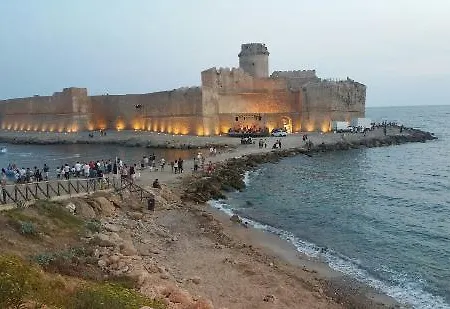 Casa Vacanze In Villaggio Tucano Le Castella *